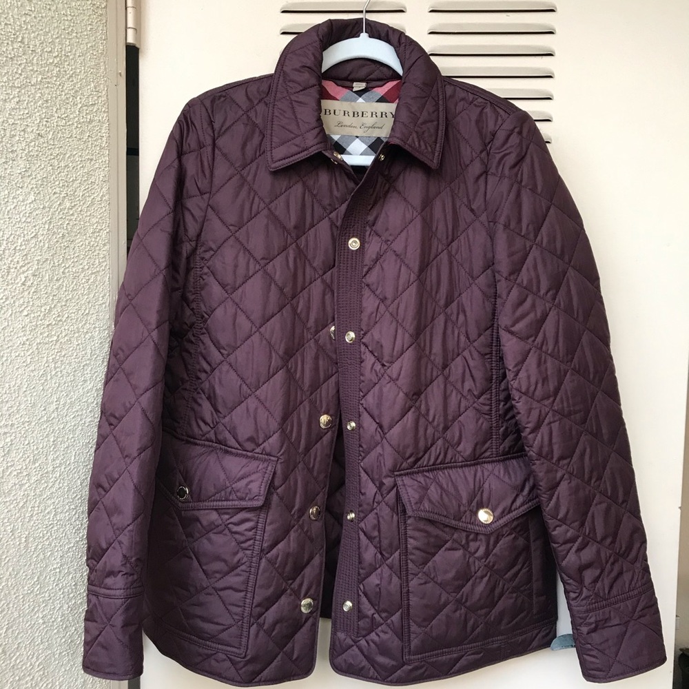 Burberry Burgundy Trench Coat💜